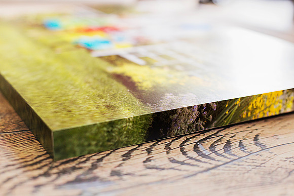Image block with wrapped edge